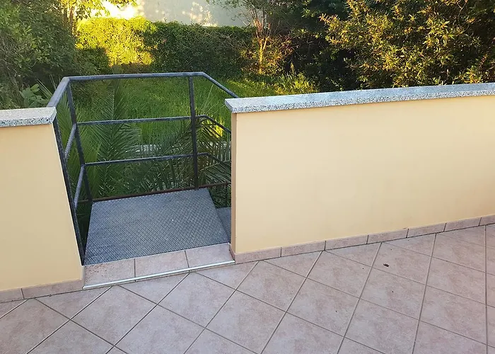 Apartments And Rooms Rosemari Mali Losinj