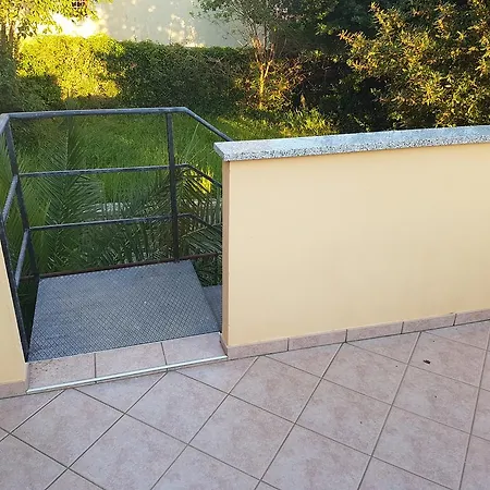 Apartments And Rooms Rosemari Mali Losinj